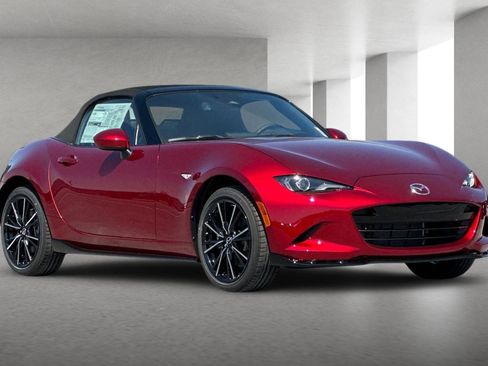 New 2025 MAZDA MX-5 Miata Grand Touring w/ Appearance Package image 10