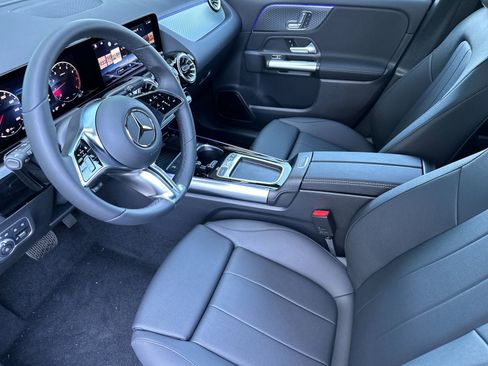 New 2025 Mercedes-Benz GLA 250 image 10