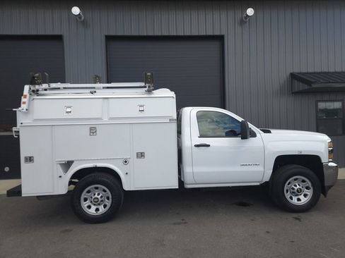 Used 2016 Chevrolet Silverado 3500 W/T image 5