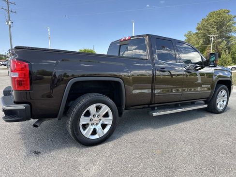 Used 2018 GMC Sierra 1500 SLE w/ SLE Value Package RWD image 4