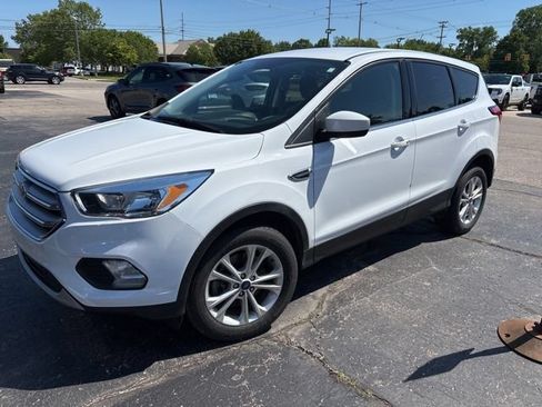 Used 2019 Ford Escape SE AWD/4WD image 9
