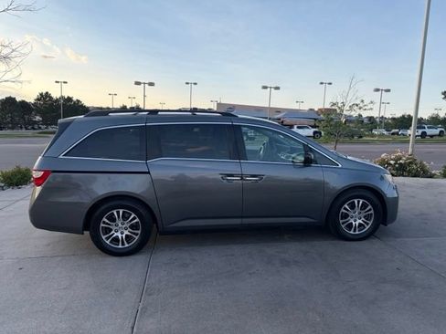 Used 2011 Honda Odyssey EX image 6
