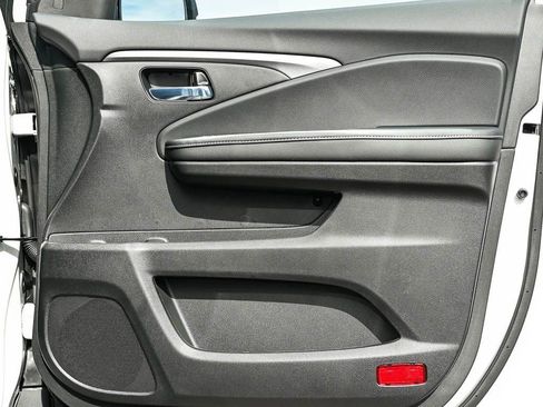 New 2026 Honda Ridgeline RTL image 8