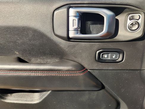 Used 2020 Jeep Gladiator Rubicon image 27