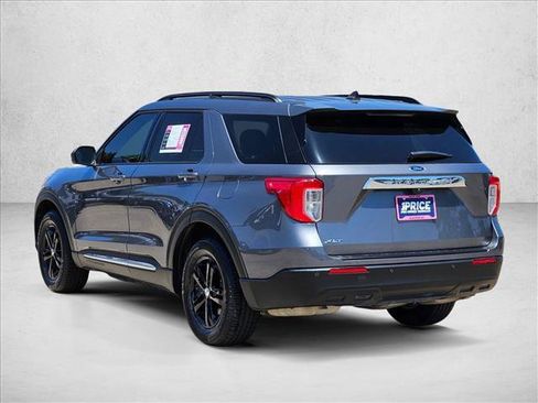 Used 2021 Ford Explorer XLT RWD image 8