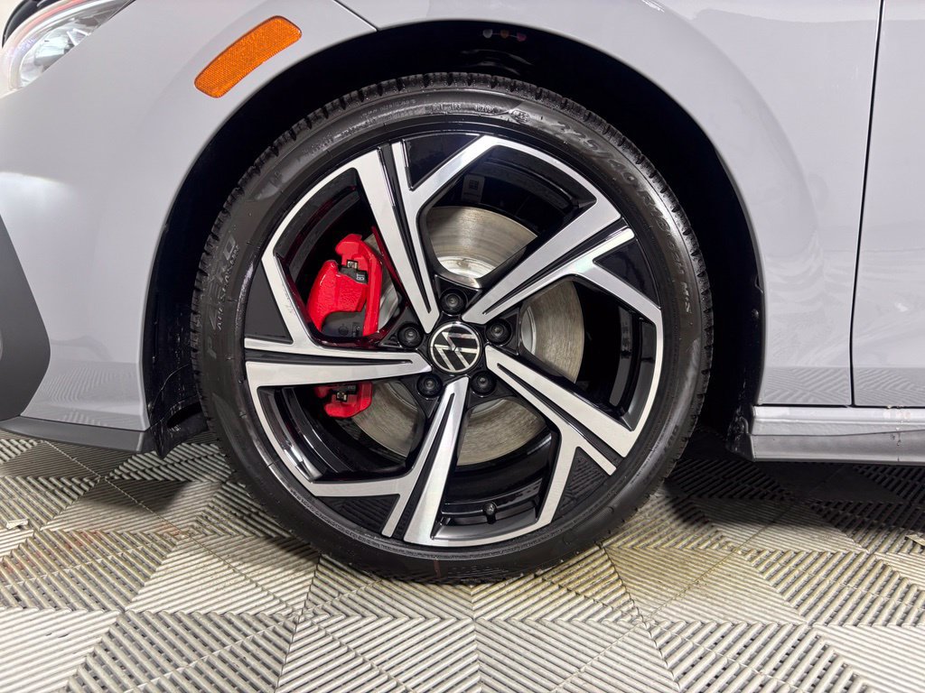 New 2026 Volkswagen GTI SE FWD image 19