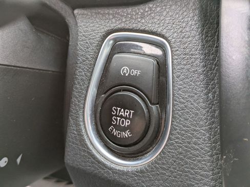 Used 2015 BMW M4 Convertible image 21