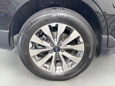 Used 2018 Subaru Outback 2.5i Touring AWD/4WD image 33