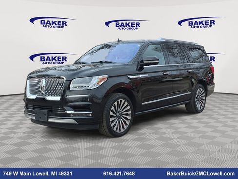 Used 2019 Lincoln Navigator L Reserve image 3