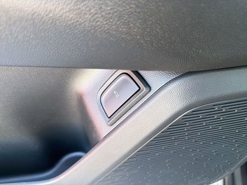 New 2026 Chevrolet Equinox ACTIV AWD/4WD image 33