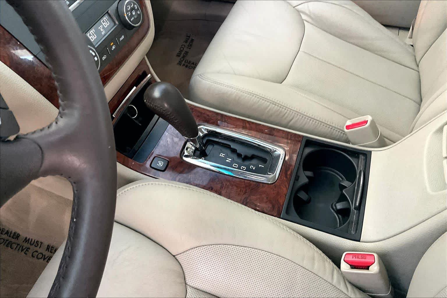 Used 2007 Cadillac DTS Luxury I FWD image 16