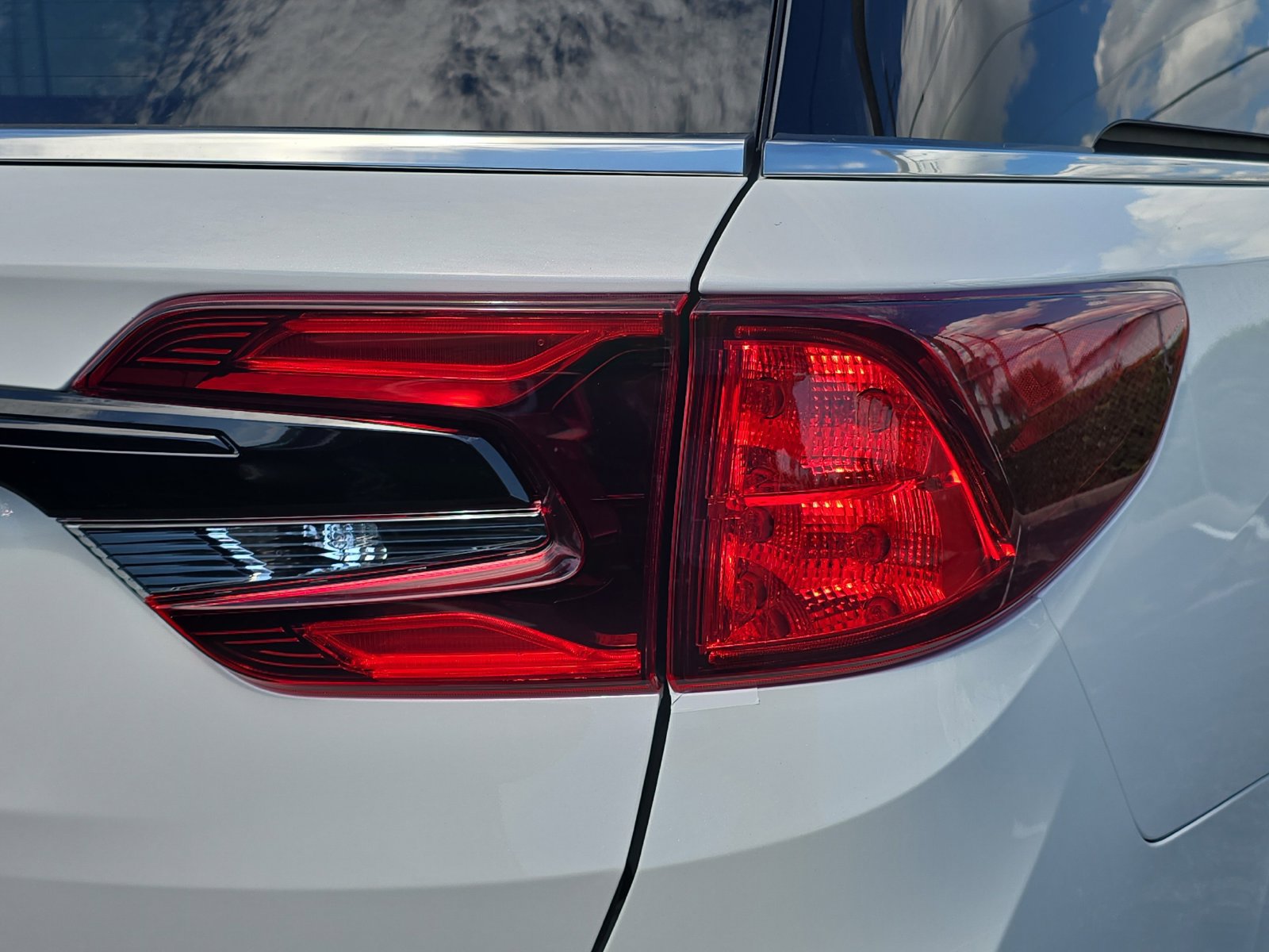 New 2026 Honda Odyssey EX-L image 9
