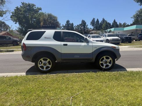 Used 1999 Isuzu VehiCROSS AWD/4WD image 4