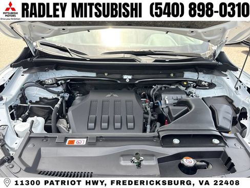 Used 2025 Mitsubishi Eclipse Cross SE AWD/4WD image 15