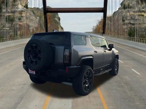 New 2026 GMC Hummer EV 3X w/ Carbon Fiber Edition Package AWD/4WD image 10