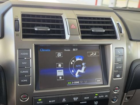 Used 2021 Lexus GX 460 Premium w/ Premium Package AWD/4WD image 17
