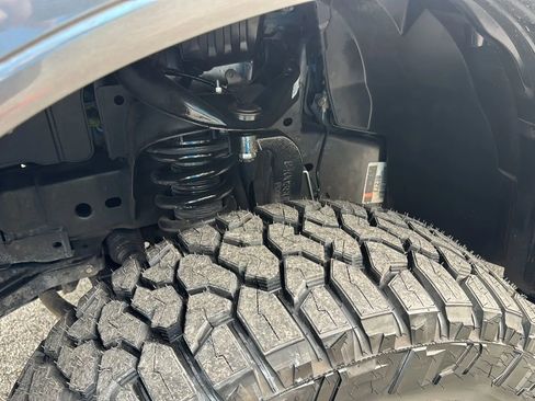 Used 2019 Nissan Titan PRO-4X AWD/4WD image 35