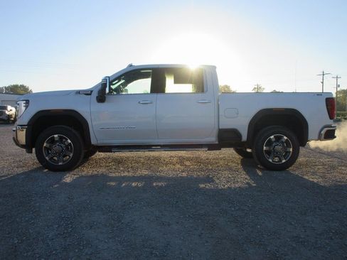 New 2026 GMC Sierra 2500 SLT w/ SLT Premium Package image 9