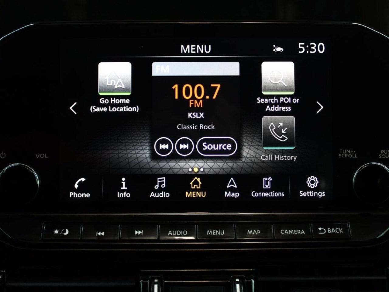 Used 2022 Nissan Pathfinder SL w/ SL Black Package FWD image 21