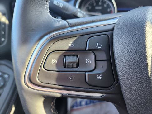 Used 2022 Buick Encore GX Essence w/ Experience Buick Package image 15