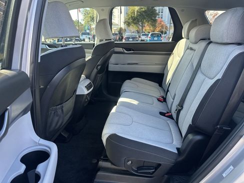 Used 2021 Hyundai Palisade SE image 31