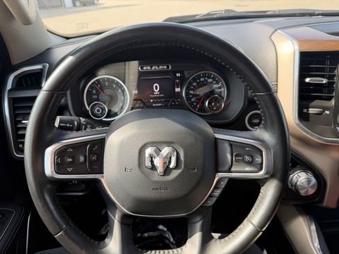 Used 2022 RAM 1500 Laramie AWD/4WD image 21