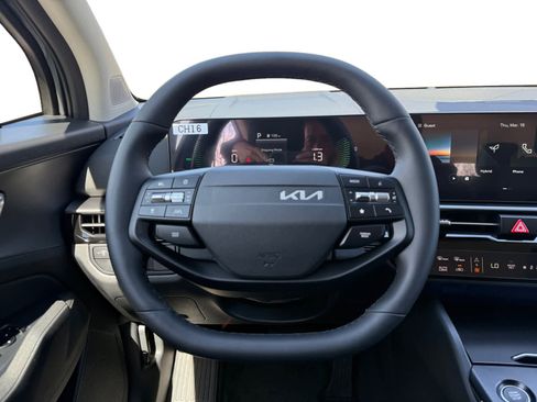 New 2026 Kia Sportage S image 12