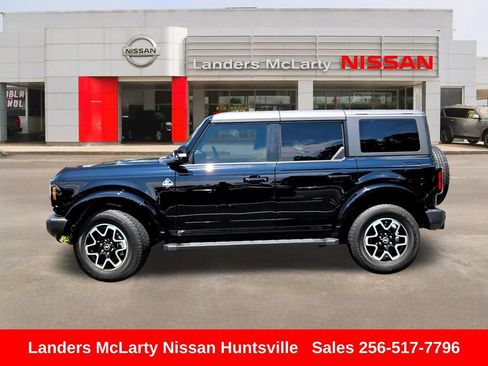Used 2024 Ford Bronco Outer Banks AWD/4WD image 1