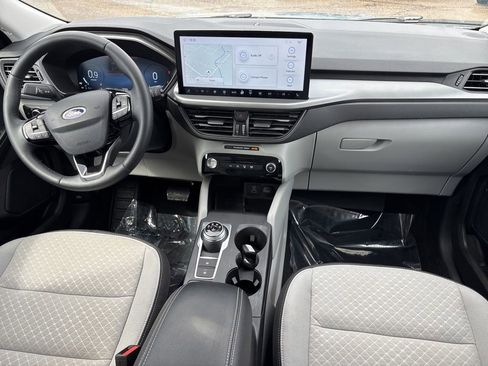 Used 2023 Ford Escape Active w/ Tech Pack #2 AWD/4WD image 10