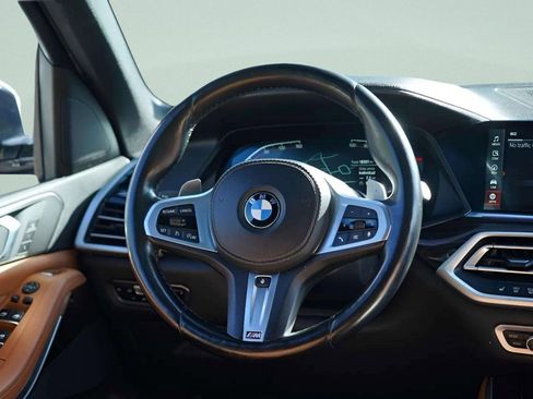 Used 2021 BMW X5 xDrive40i w/ M Sport Package image 30
