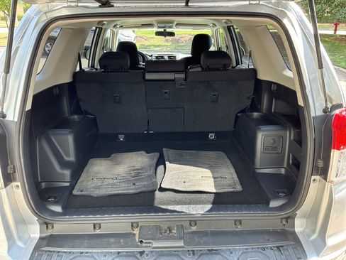 Used 2012 Toyota 4Runner SR5 RWD image 28