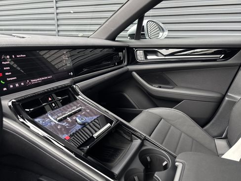 New 2026 Porsche Panamera image 10