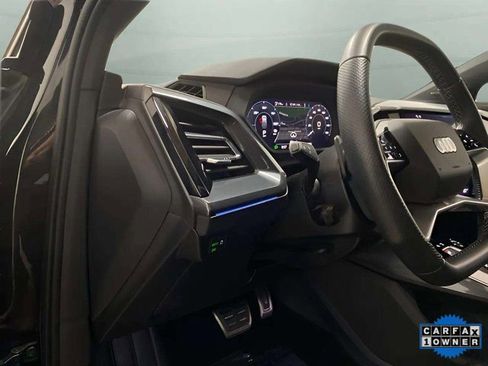Used 2024 Audi Q4 e-tron Premium Plus w/ Premium Plus image 16