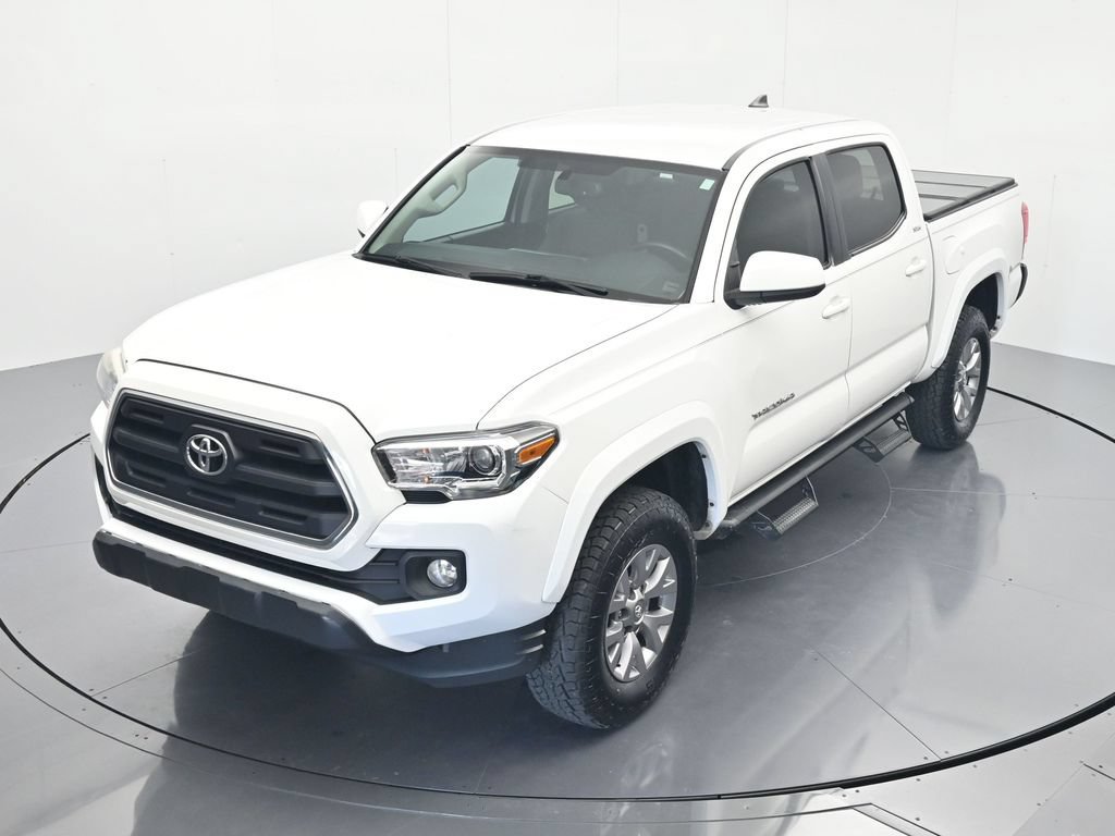 Used 2017 Toyota Tacoma SR5 w/ Tow Package AWD/4WD image 28