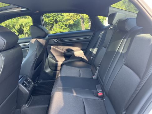 Used 2021 Honda Accord Sport image 28