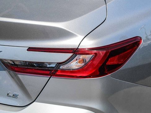 Used 2025 Toyota Camry LE FWD image 27