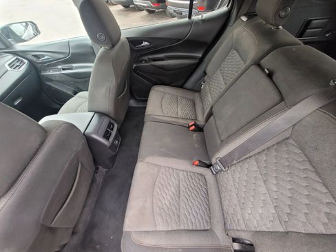 Used 2020 Chevrolet Equinox LT image 8