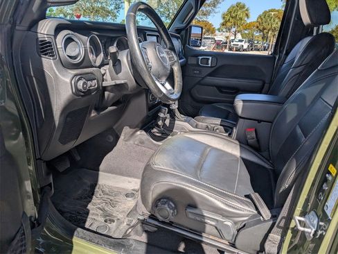 Used 2021 Jeep Wrangler Unlimited Sahara image 12