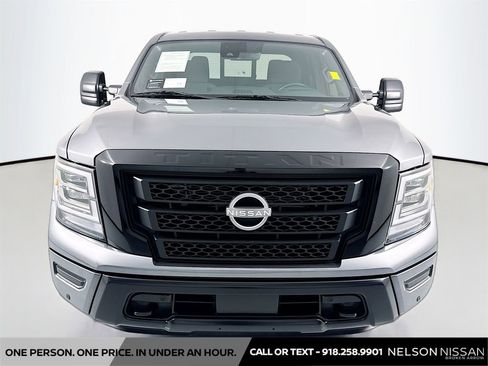 Used 2024 Nissan Titan SV image 2