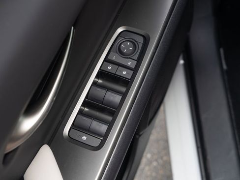 New 2026 Lexus UX 300h AWD image 28