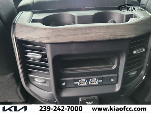 Used 2026 RAM 2500 Limited AWD/4WD image 14