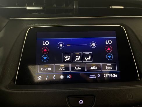 Used 2019 Cadillac XT4 Premium Luxury FWD image 39