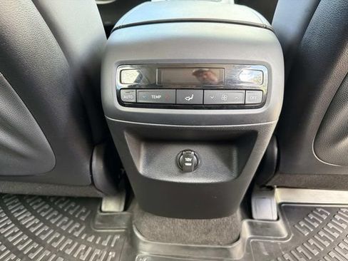 Used 2025 Hyundai Palisade SEL FWD image 22