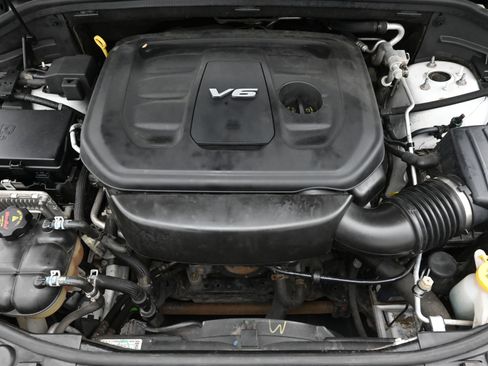 Used 2016 Dodge Durango Limited w/ Nav & Power Liftgate Group image 13