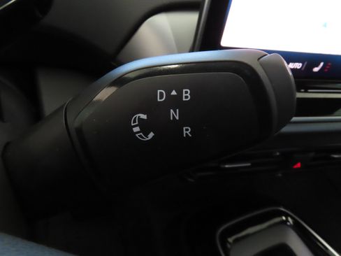 New 2026 Volkswagen ID.4 Pro RWD image 15