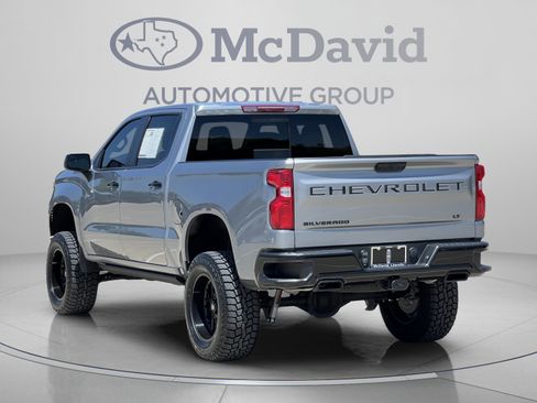 Used 2025 Chevrolet Silverado 1500 LT Trail Boss w/ Convenience Package II AWD/4WD image 5