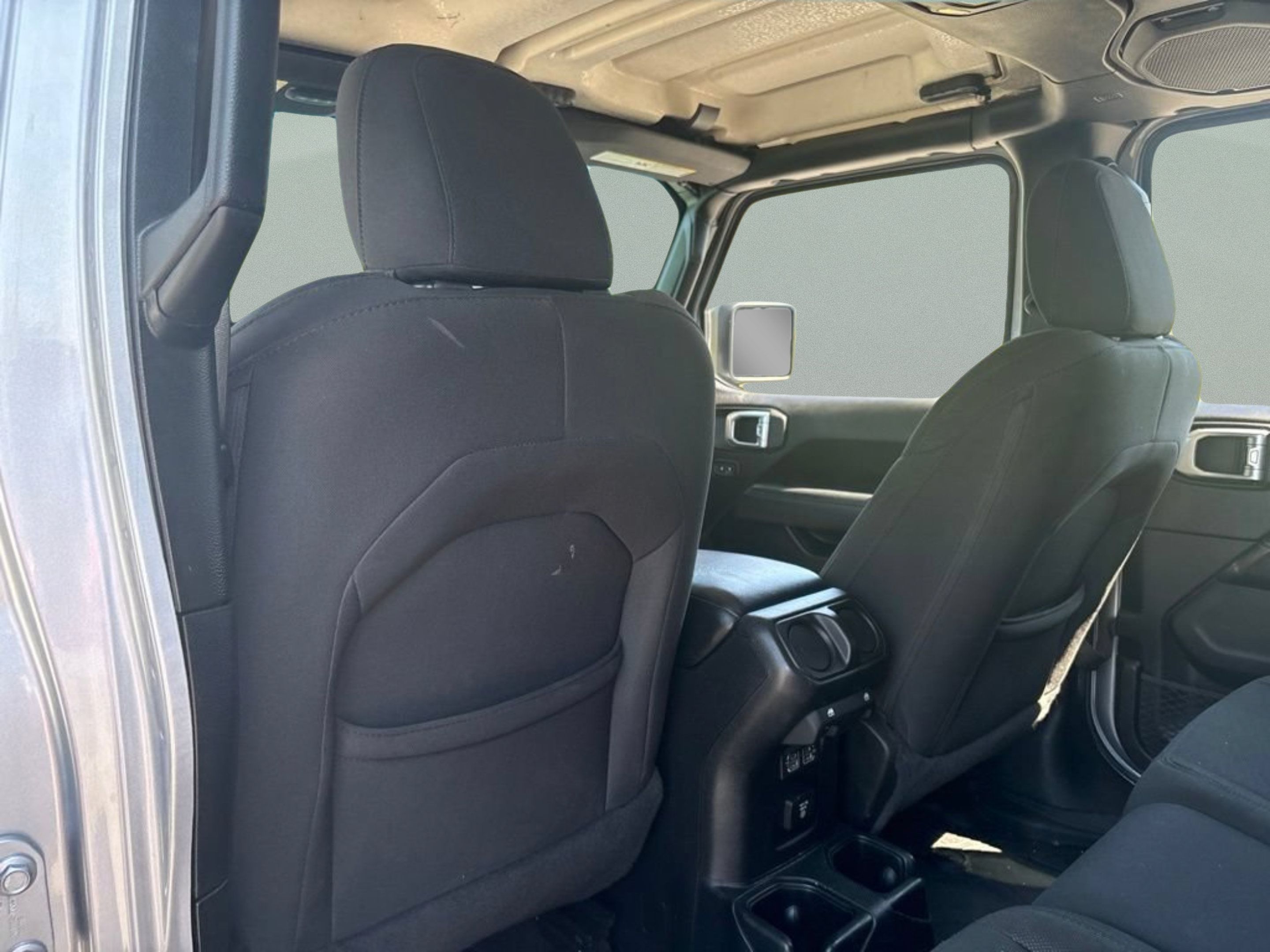 Used 2020 Jeep Gladiator Overland AWD/4WD image 20