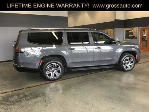 Certified 2024 Jeep Wagoneer L Series II AWD/4WD image 9