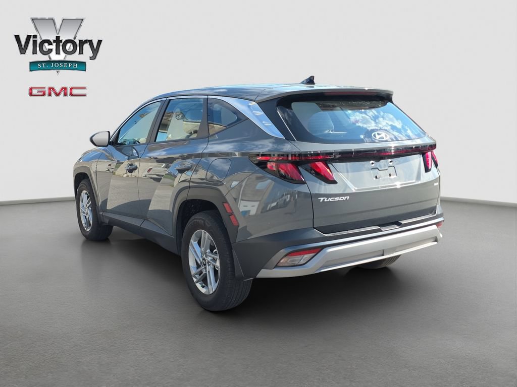 Used 2025 Hyundai Tucson SE AWD/4WD image 15