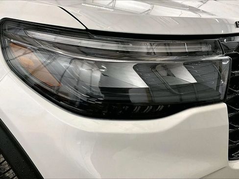 New 2026 Ford Explorer ST-Line w/ ST-Line Street Pack image 28